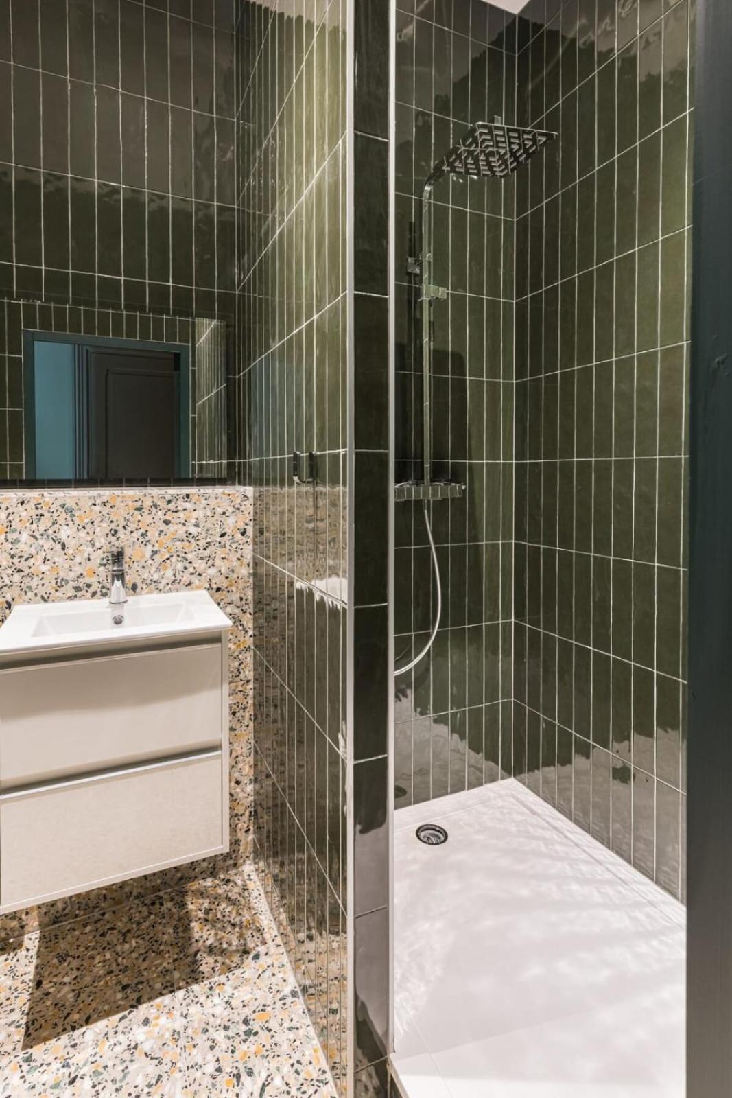 Beige Hospitalite - Bella -hypercentre - Luxe Apartment *