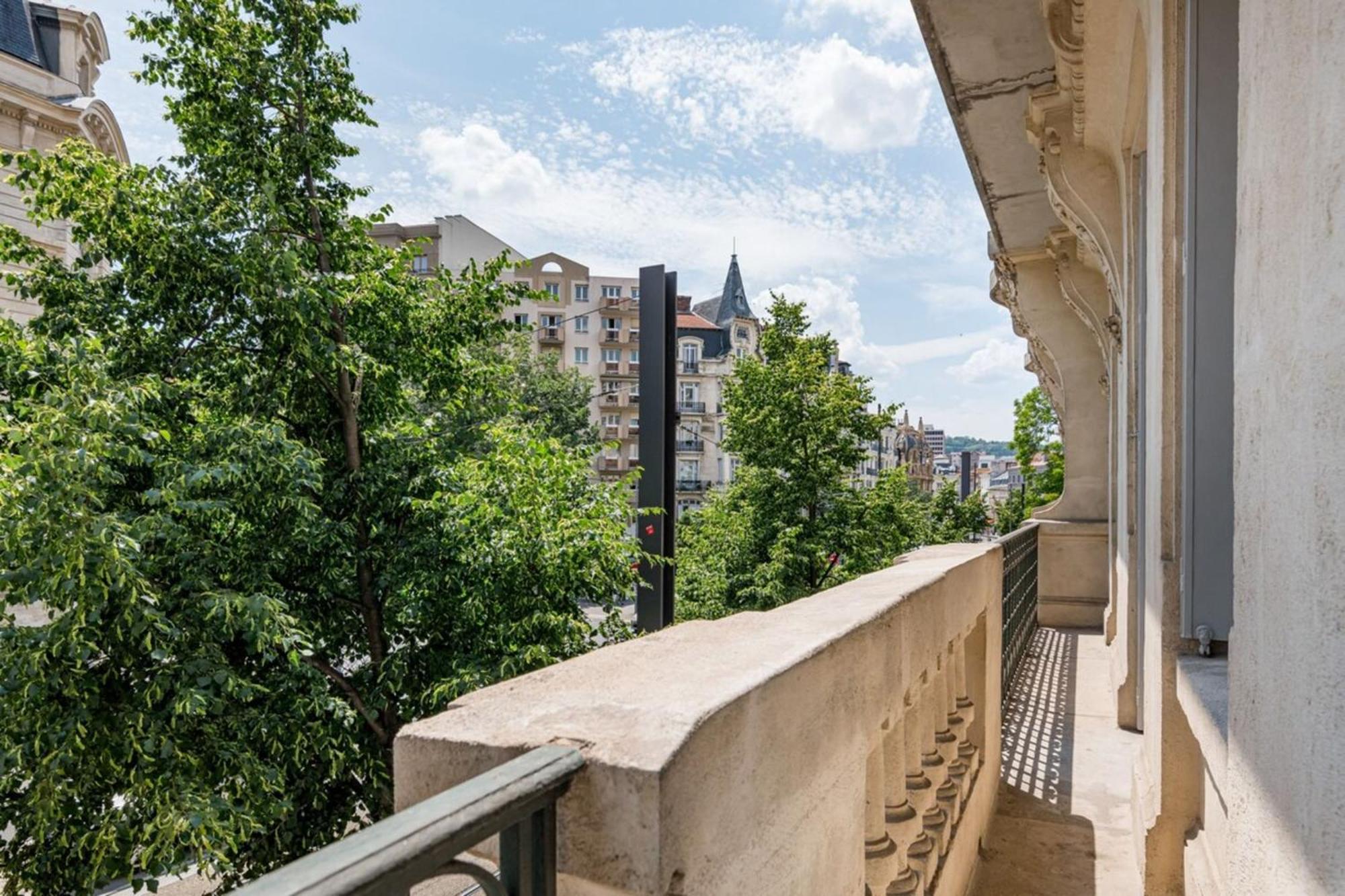 Beige Hospitalite - Bella -hypercentre - Luxe Apartment